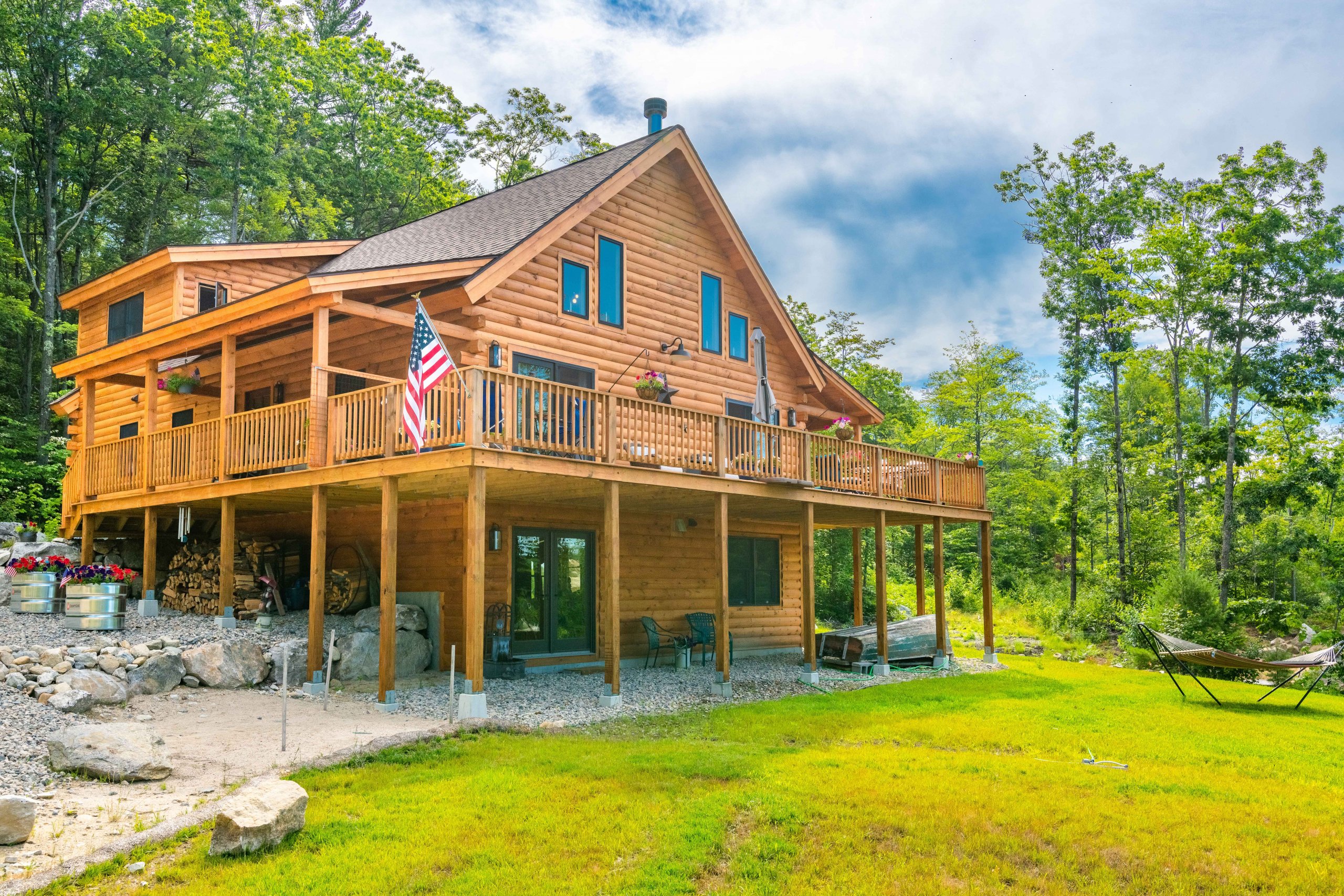 Hillside  Coventry Log Homes