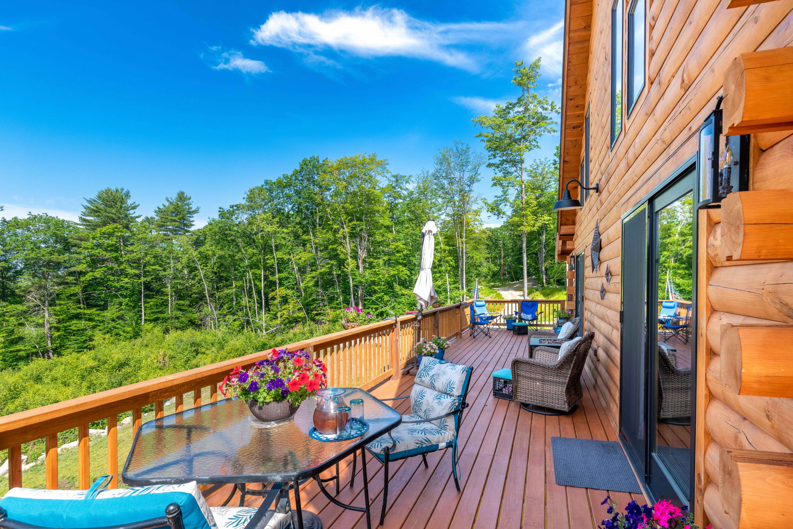 Hillside  Coventry Log Homes