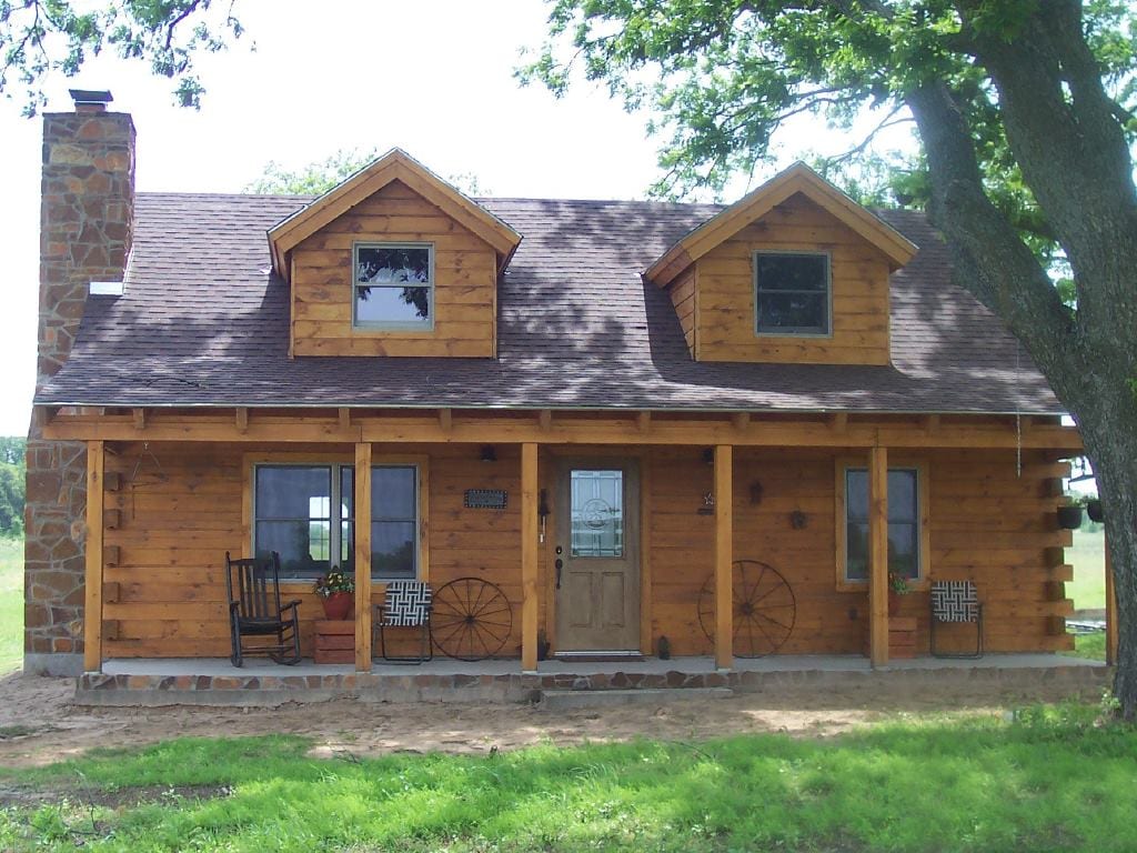 log profiles square chinked before - Coventry Log Homes